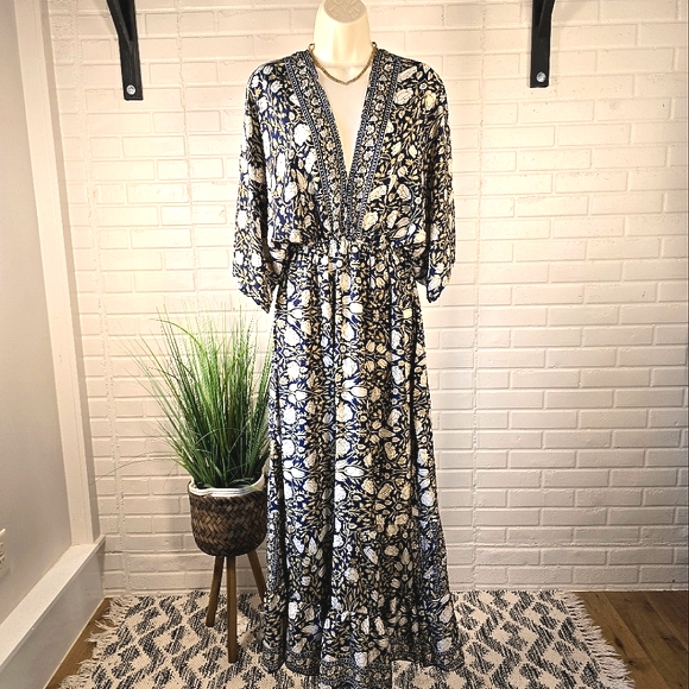 Floral V-Neck Maxi Dress in Navy and White